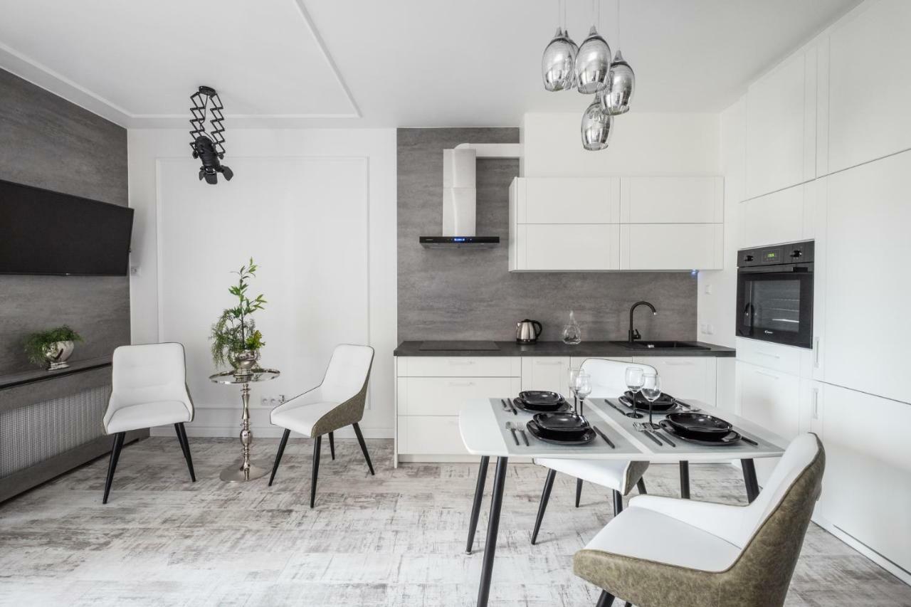 Good Time Apartment Business Center Warszawa Eksteriør billede