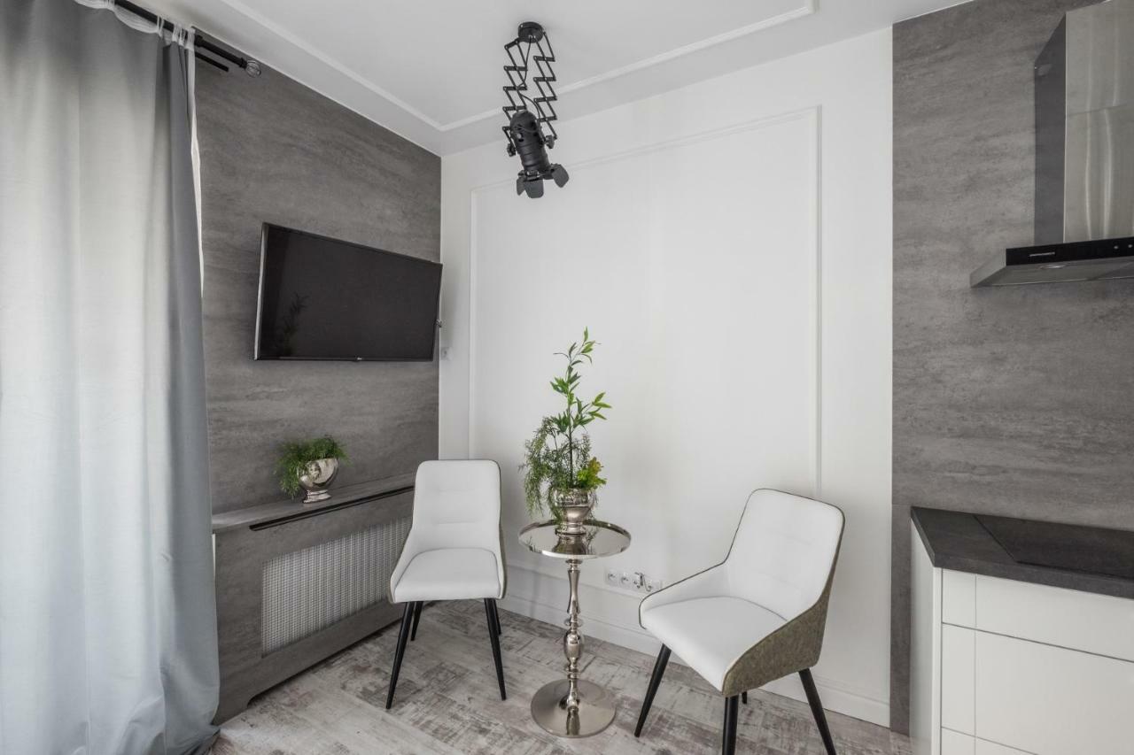 Good Time Apartment Business Center Warszawa Eksteriør billede